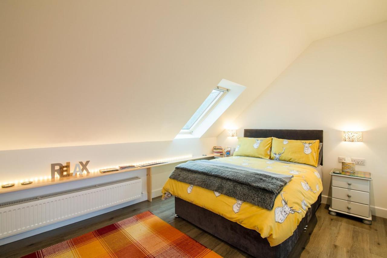 Allt Mor Rentals - Chalet With Hot Tub, And Studio Apartment No Hot Tub Roybridge Dış mekan fotoğraf