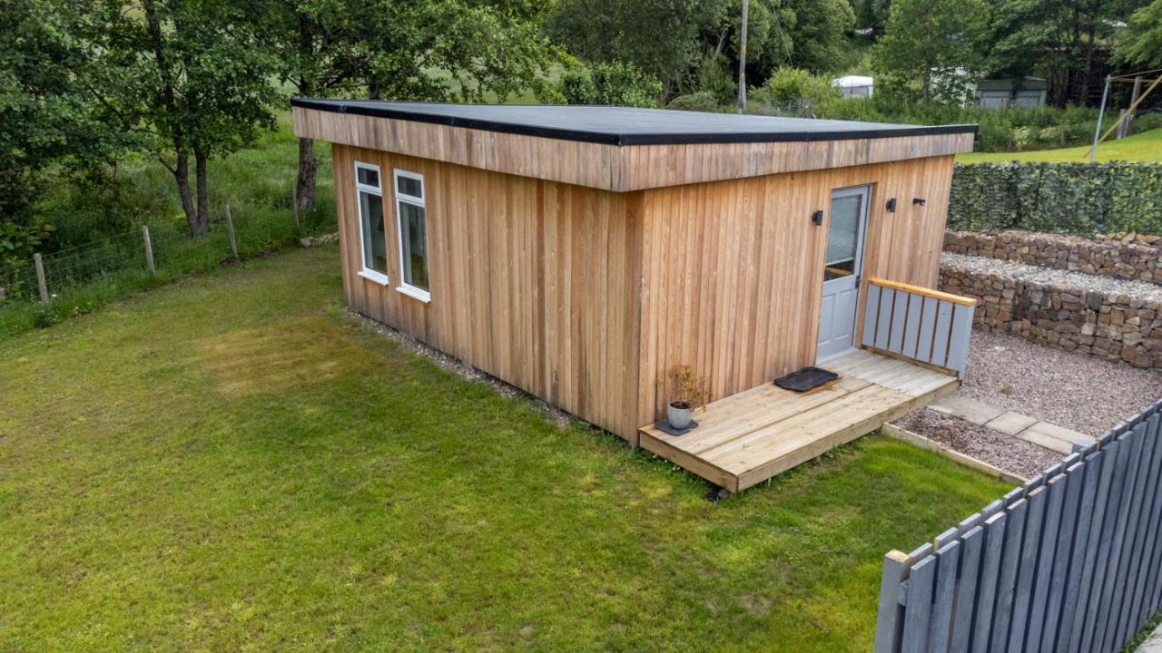 Allt Mor Rentals - Chalet With Hot Tub, And Studio Apartment No Hot Tub Roybridge Dış mekan fotoğraf